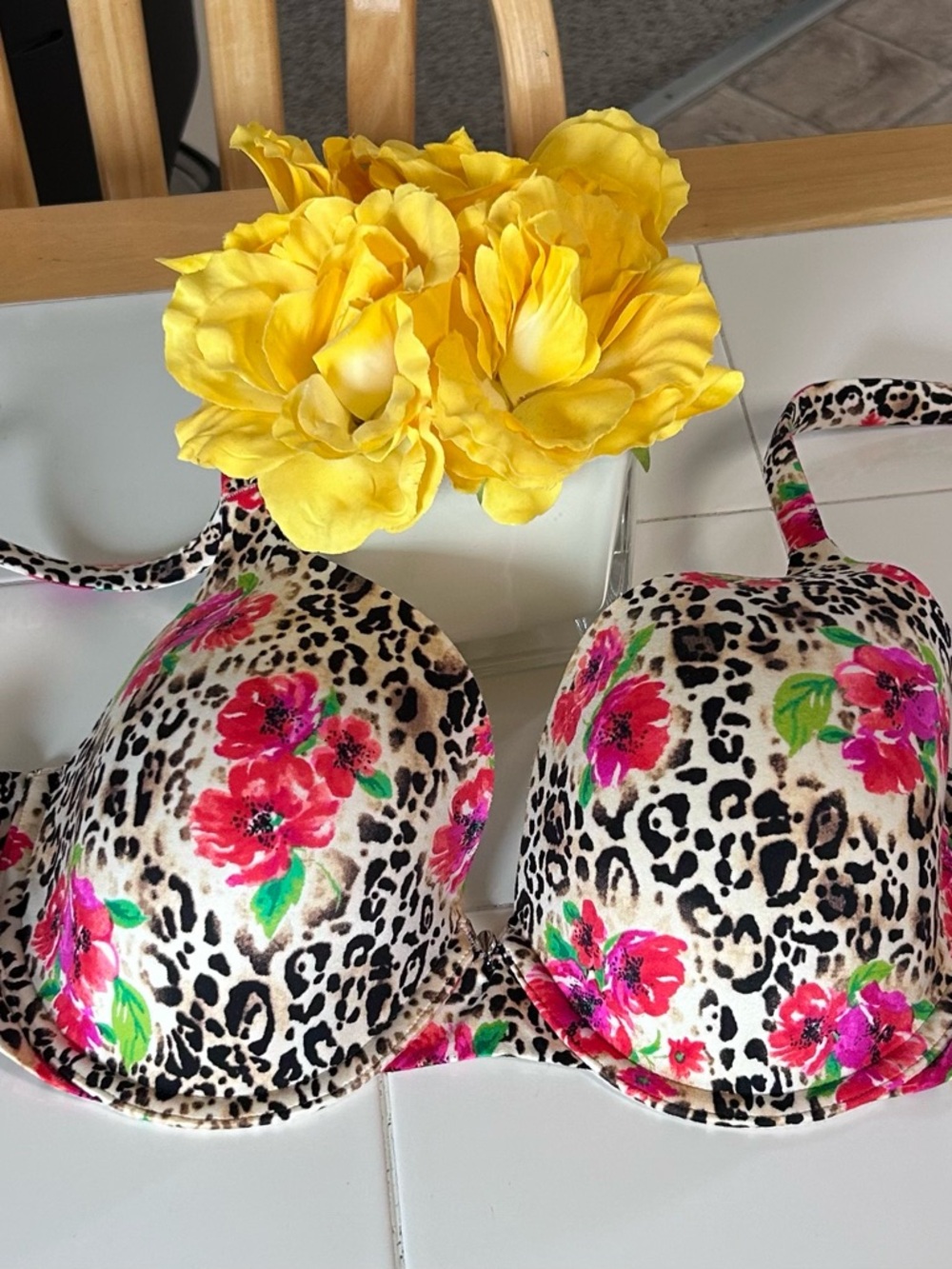 PRICE DROP!!Victoria's Secret Floral Leopard Push-Up Bra in Pink, Green & Cream